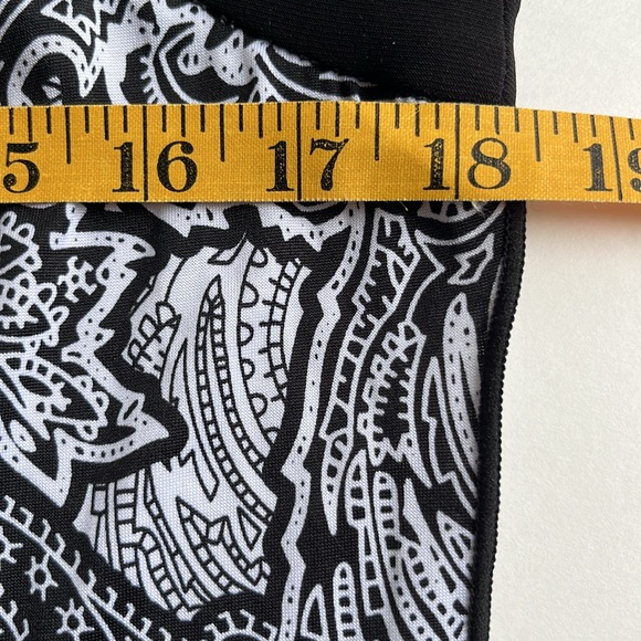 Perceptions New York Maxi Dress Fit & Flare Sz L Black & White Floral Paisley.. - Picture 8 of 10